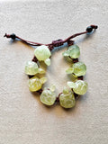 Pulsera ajustable de jade verde con tortugas talladas a mano, cordón macramé marrón